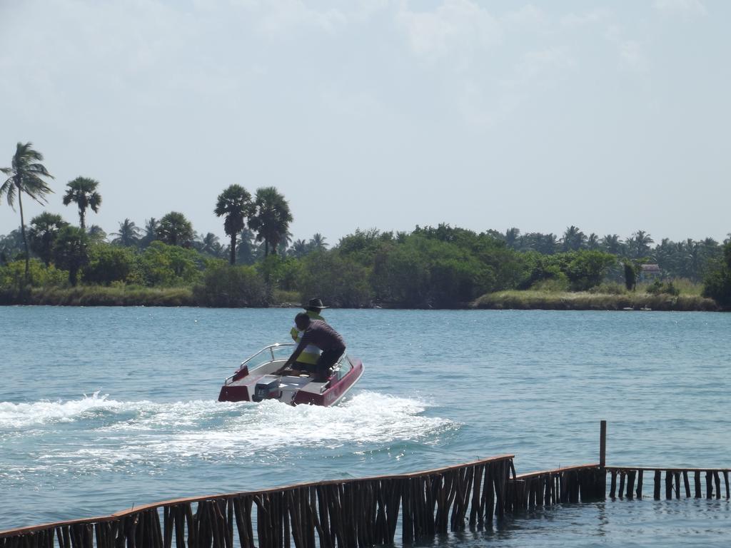 Lord Of The Forest Hotel Batticaloa Kültér fotó