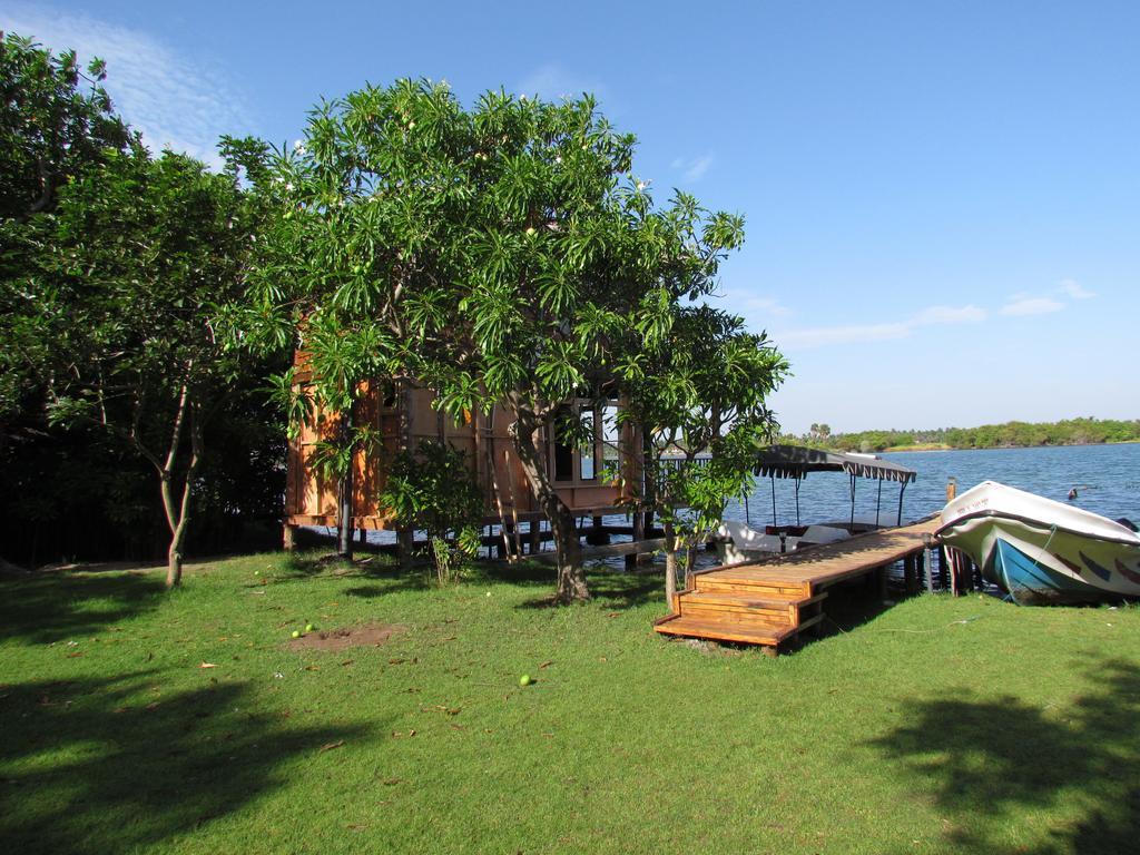 Lord Of The Forest Hotel Batticaloa Szoba fotó